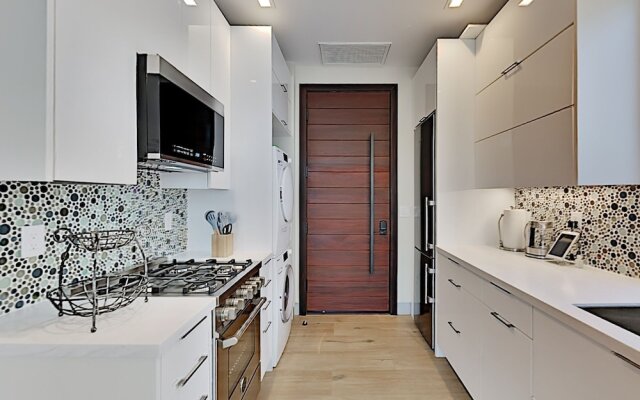 1569lorr Studio Bedroom Home