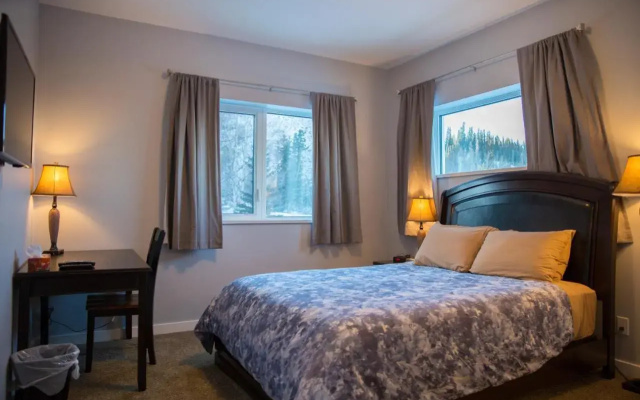 Downtown Whitehorse 4 bedrooms deluxe condo