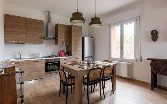 Della Salute 89/4 - Borgo Panigale - CM