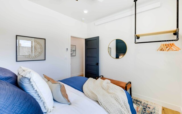 The Lofts on 89 Condo - 5 Miles to Salt River!