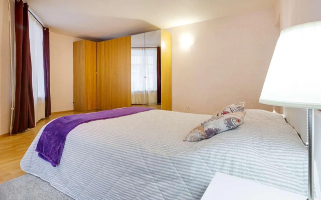 Апартаменты на набережной реки Мойки 16