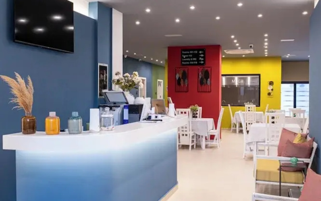Mega Hostel