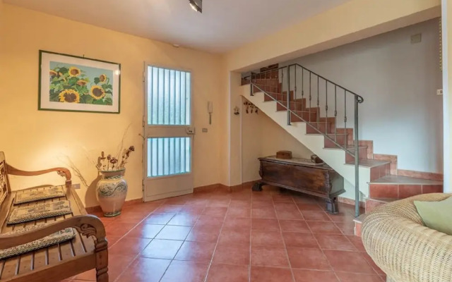 Marvellous Holiday Home near Palermo with Pool & Garden