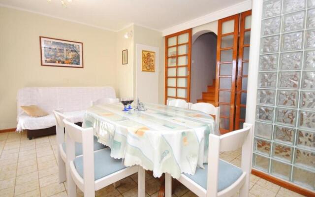 Apartment Rina - 200 m from beach