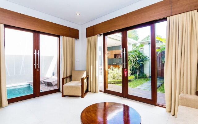 ZEN Premium Umalas Bumbak Villa