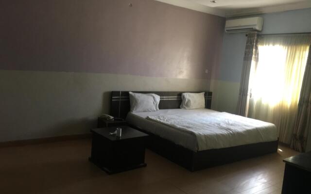 Ocean Pavillion Hotel & Suites