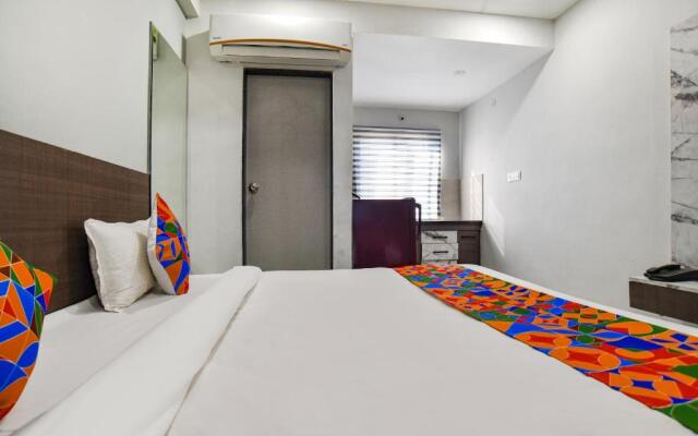 Fabhotel Dev'S Inn