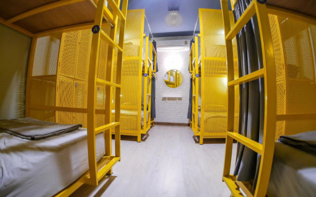 The Moon Hostel Hua Hin