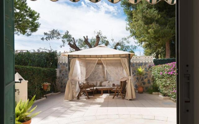 Beach House - healthy, protected location! El Campello, Alicante Spain