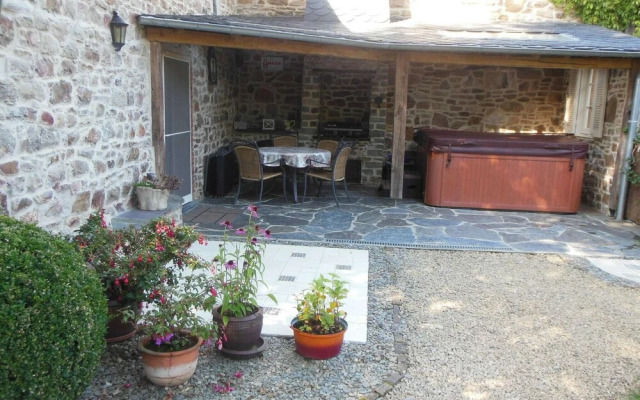 Delightful Holiday Home in Harre with Sauna, Hot Tub, Terrace