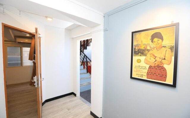 Four Rivers Youth B&B Yangon