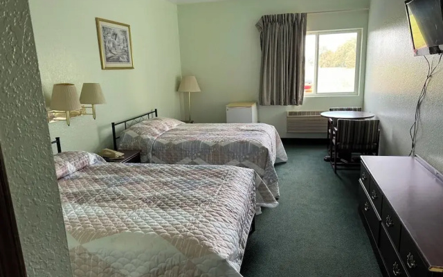 Highland Inn Peculiar