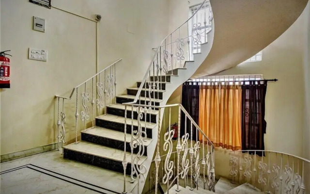 Hotel Samanta by Stays Easy