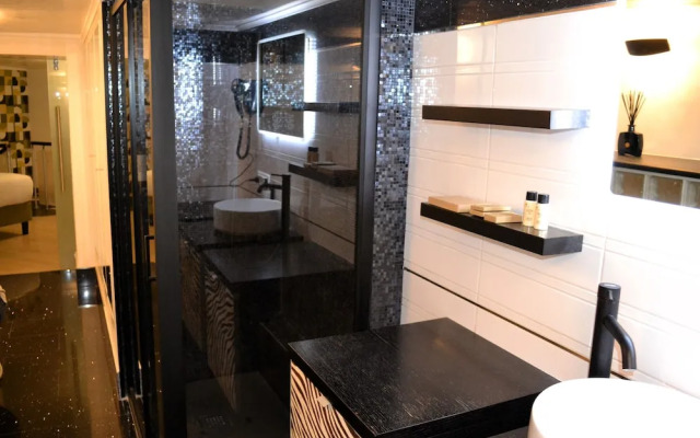 Home at Rome Luxury Navona Suites