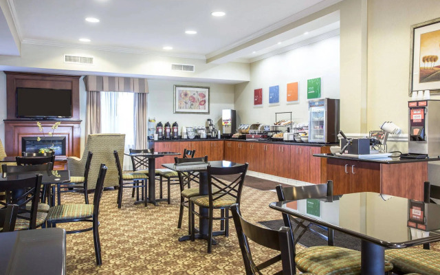 Comfort Inn & Suites Orangeburg