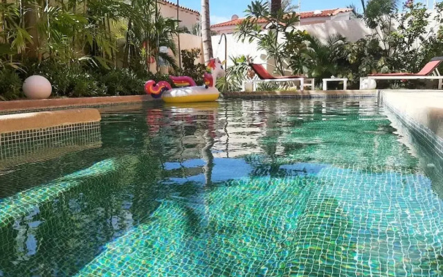 Posada Libert Hotel