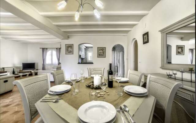 Villa - 3 Bedrooms with Pool and WiFi - 107478