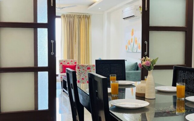 BluO 3BHK Golf Course Road Balcony Lift