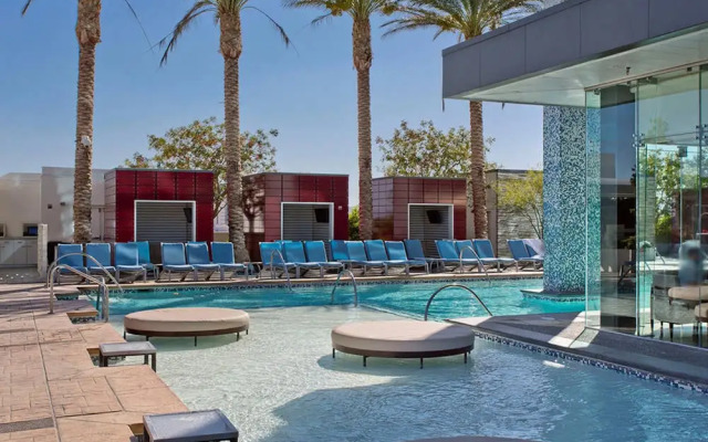 StripViewSuites at Palms Place Penthouses