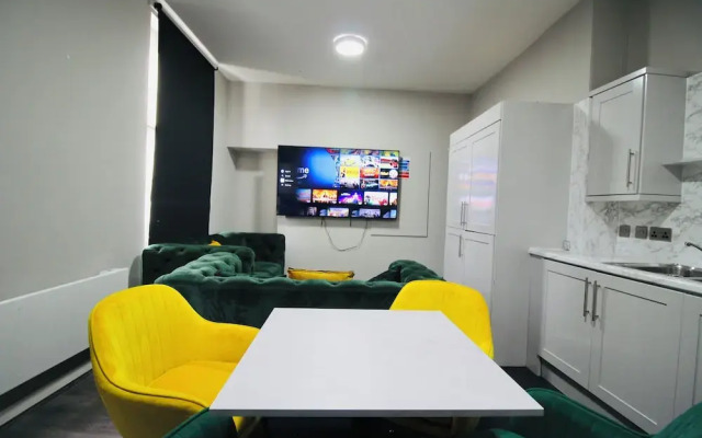 NE1 City Studios & Apartments