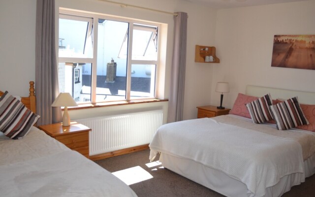 Seawinds Bed & Breakfast