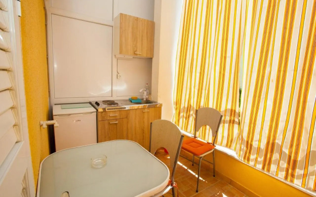 Apartments with a parking space Podgora, Makarska - 12816