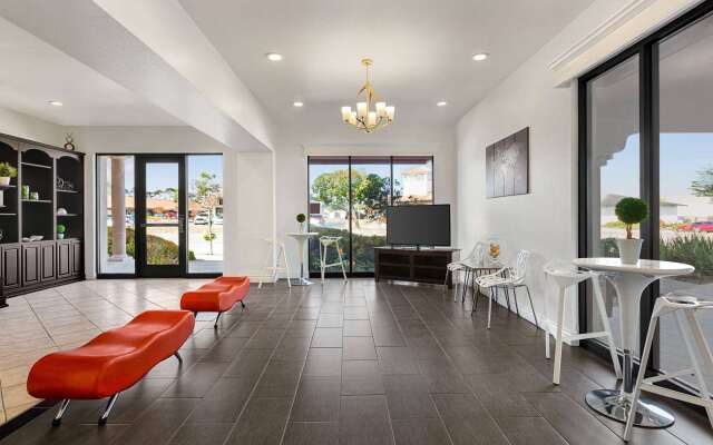 Ramada by Wyndham Marina