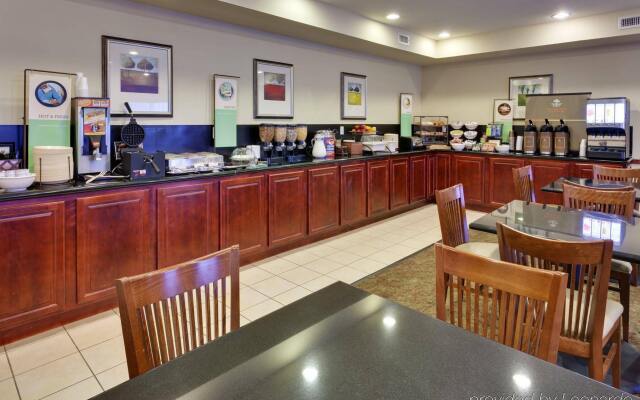 Country Suites Absecon (Atlantic City, NJ)