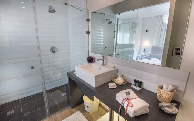 Osnata Boutique Suites
