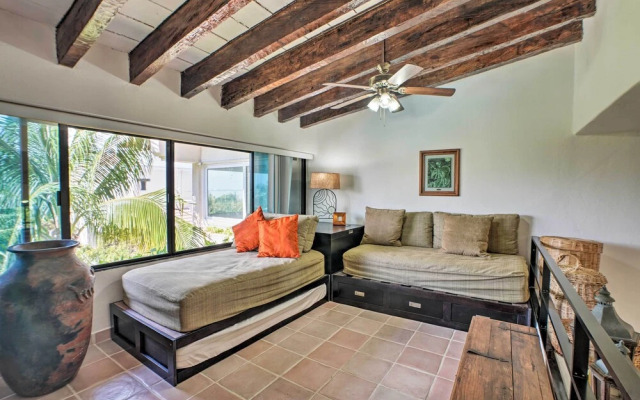 Updated Oceanside Townhome w/ Pool: Walk to Beach!