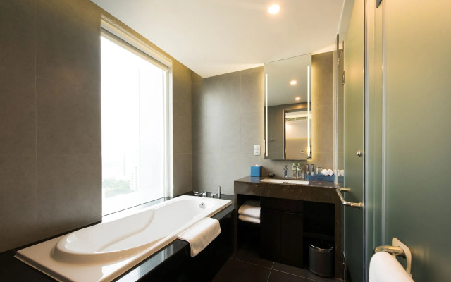 Novotel Suites Hanoi