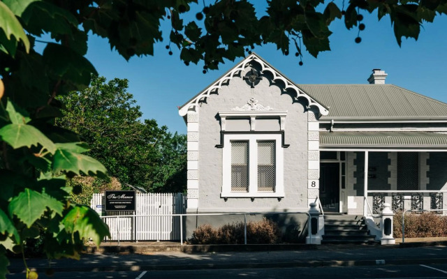 The Manor Apartments