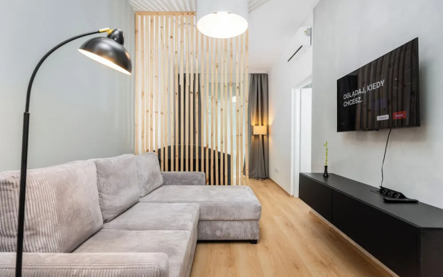 Modern  Apartments  by Upstairs