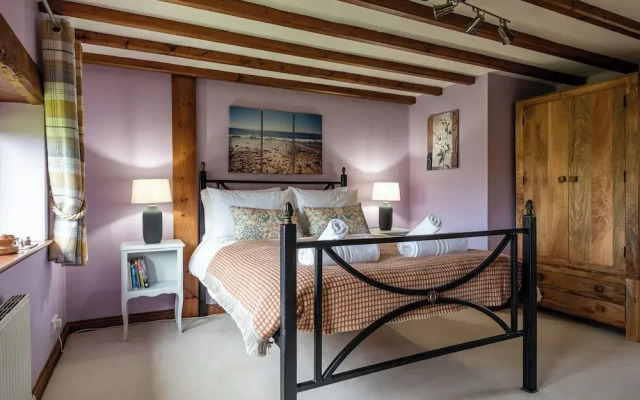 The Threshing Barn-Stunning 5 BD Retreat