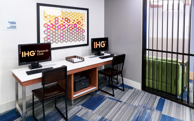 Holiday Inn Express Hotel & Suites Airport Dieppe by IHG