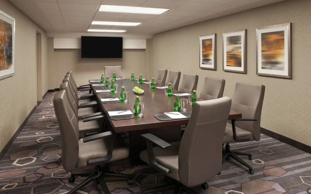 TownePlace Suites by Marriott Oshawa