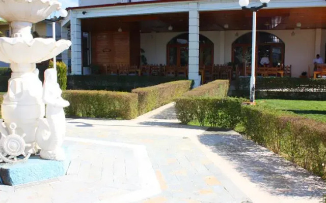 Guesthouse Familja