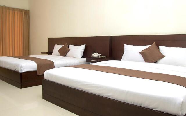 Surya Kencana Seaside Hotel