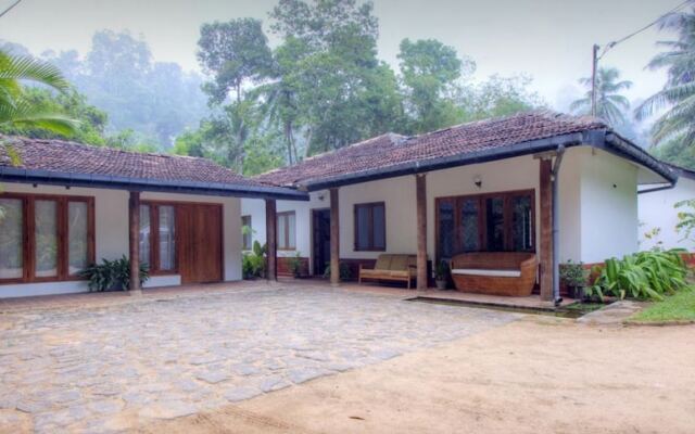 Clove Garden Hotel