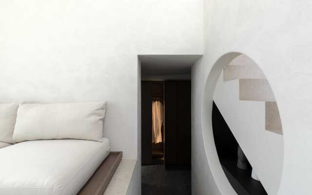 CUBIC Mykonos Seafront Design Suites