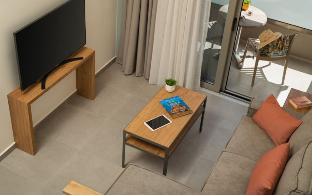Dimitra Apts - Superior Maisonette Suite With