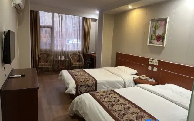 Yi Nanjing zhongyijia Holiday Hotel