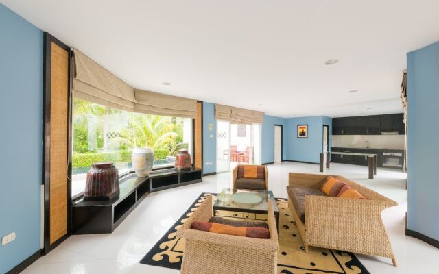 Lespalm Villa Waterfall Phuket