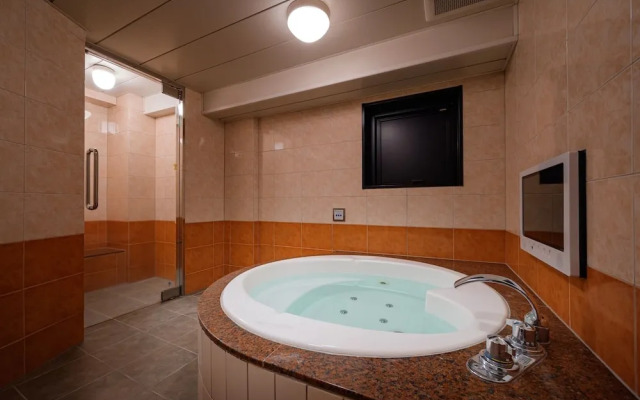 HOTEL WILL BASE Tsurumi - Adults Only
