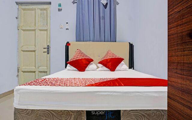 OYO 91219 Adhyaksa Homestay Makassar