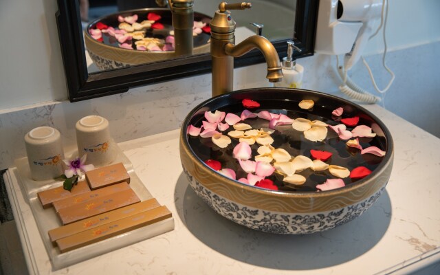 Hoi An Blue Sky Boutique Hotel & Spa