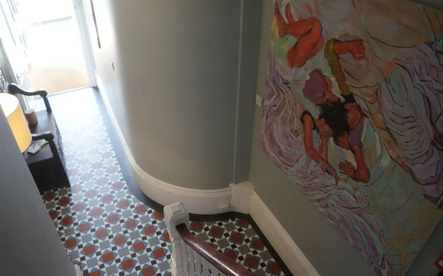 Fayvan Apartments