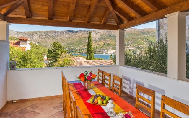 Villa Imperial View