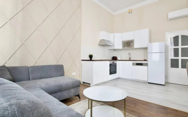 Premium Apartment by Hi5-Vaci str. 3 bedroom (219)