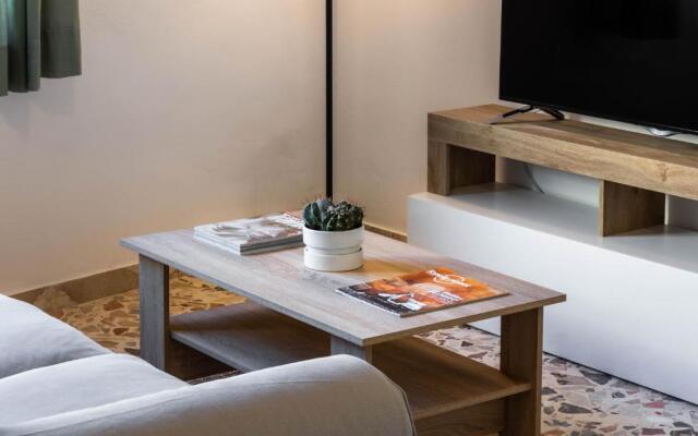 Trigona 4 Apartment